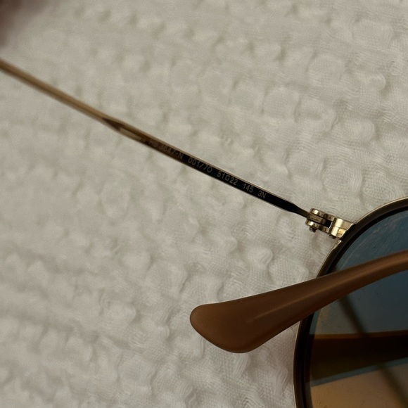 Round Double Bridge Ray Ban’s - Picture 10 of 12